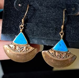 Artisan Handmade Bali Style Caviar Fan Earrings Dangle Blue-Stone Accent 1.25"